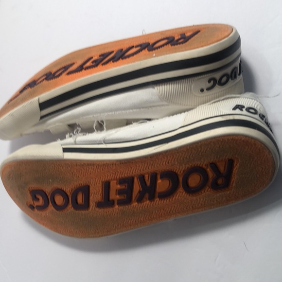 Woman’s Y2k canvas distressed slip on rocket Dog shoes - Picture 11 of 12